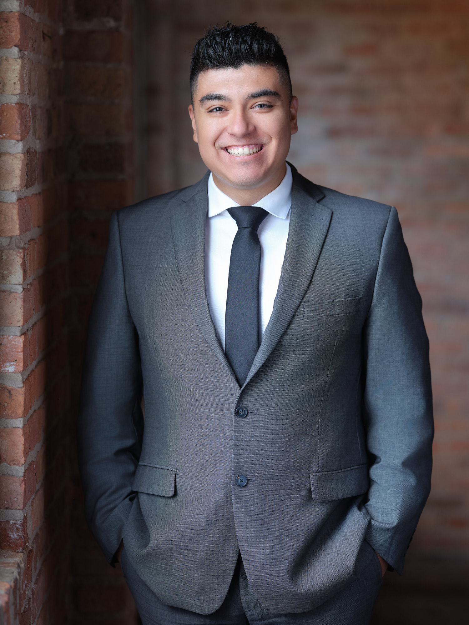 FrankR_15dbbd16-25ef-4e73-84f0-fec25998d730.jpg?1750270332461