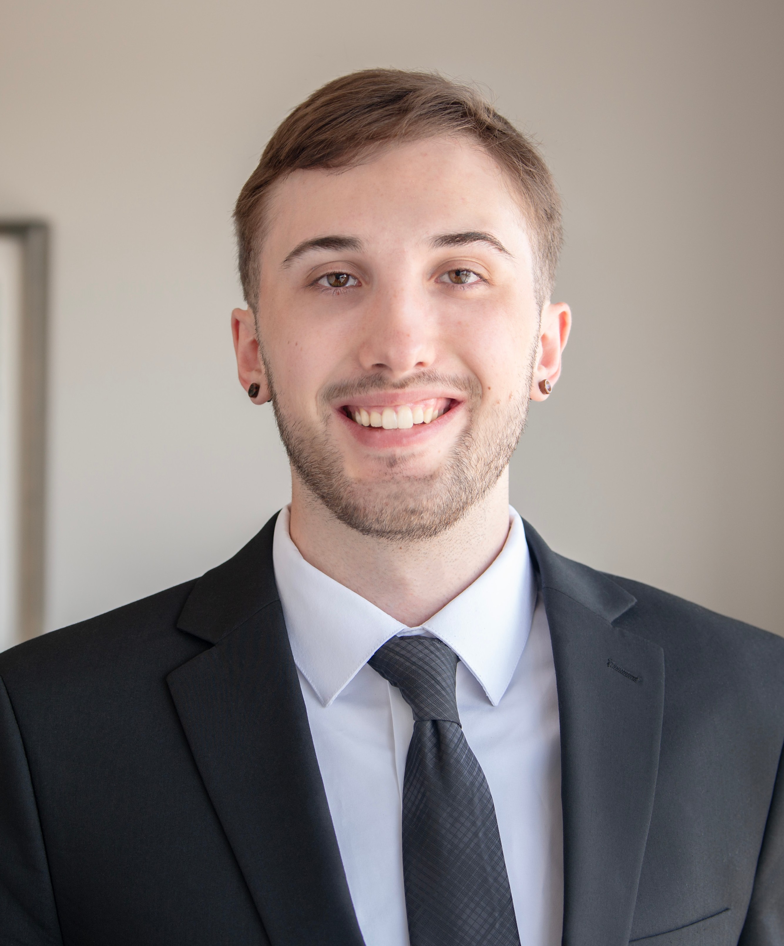 LauraT_c2ac9e9f-8909-4674-8a73-45337605b1e7.png?1732041459099