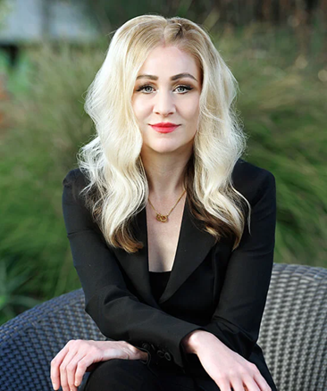 AprilRoberts_2f1c8206-3e45-40c5-be95-5bfd8b557fc0.png?1764095954786